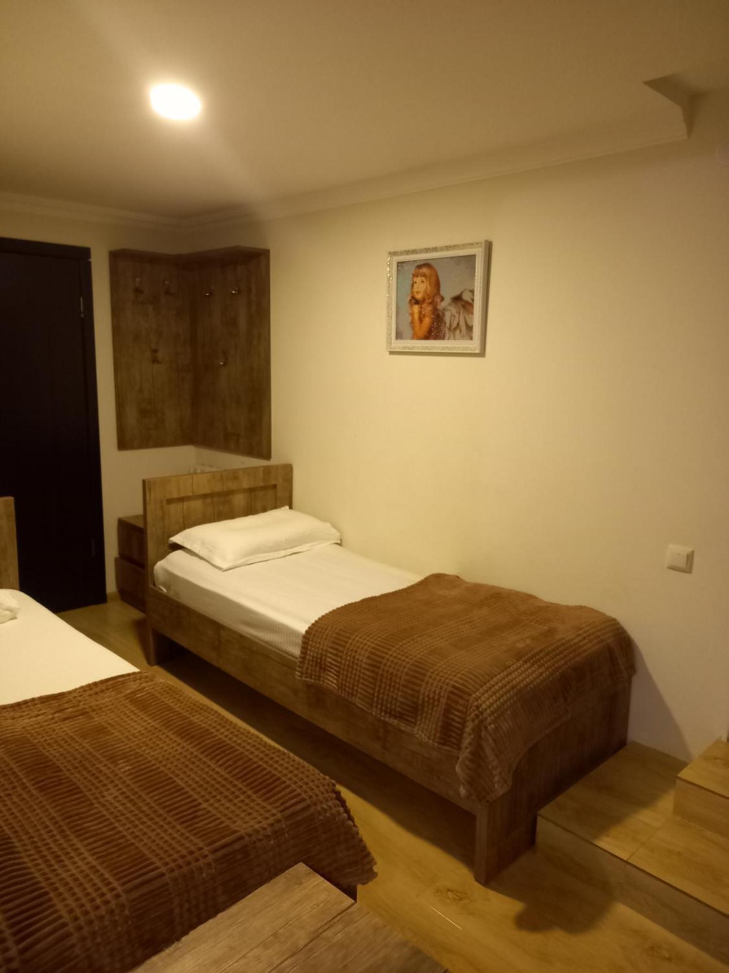Tskaltubo Guest House On Mirian Mepe Oda fotoğraf