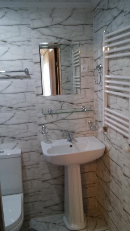 Tskaltubo Guest House On Mirian Mepe Dış mekan fotoğraf