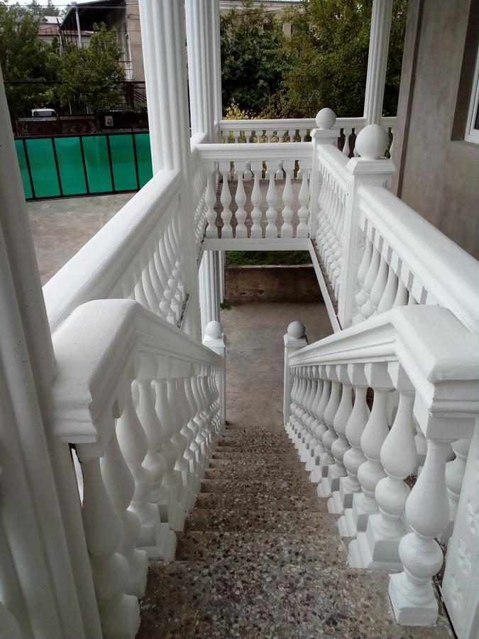 Tskaltubo Guest House On Mirian Mepe Dış mekan fotoğraf